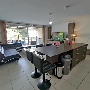Apartment Elegant F3 A La Stencer, Papeete, Calme Climatise Et Spacieux, Papeete (Tahiti)