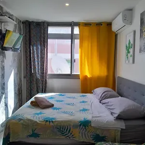 Little Ferry - 3rd Floor No Elevator Appartement